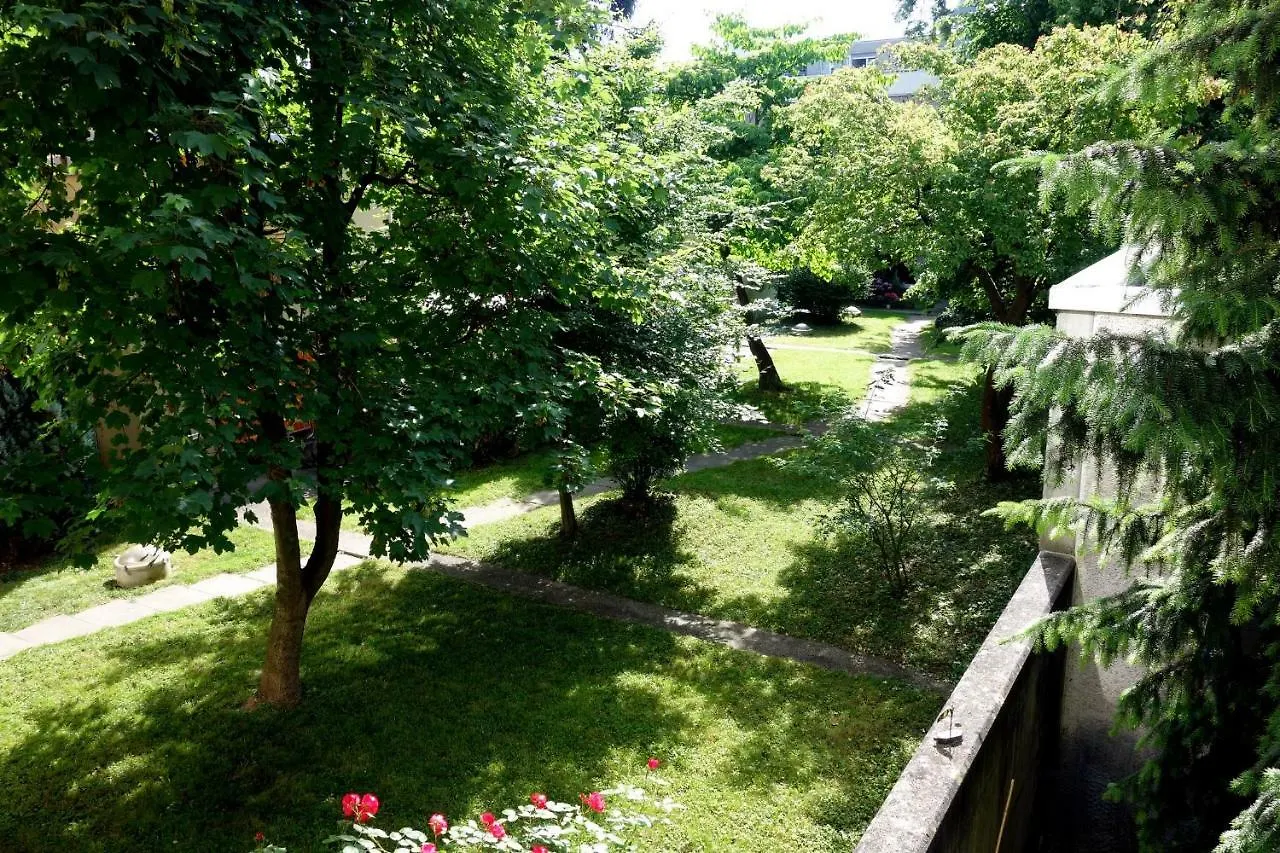 Exclusive Central Apartment Basel